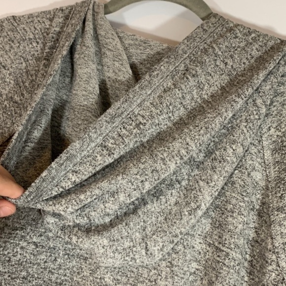 Aritzia TNA Grey Pullover Sweater - Picture 6 of 9